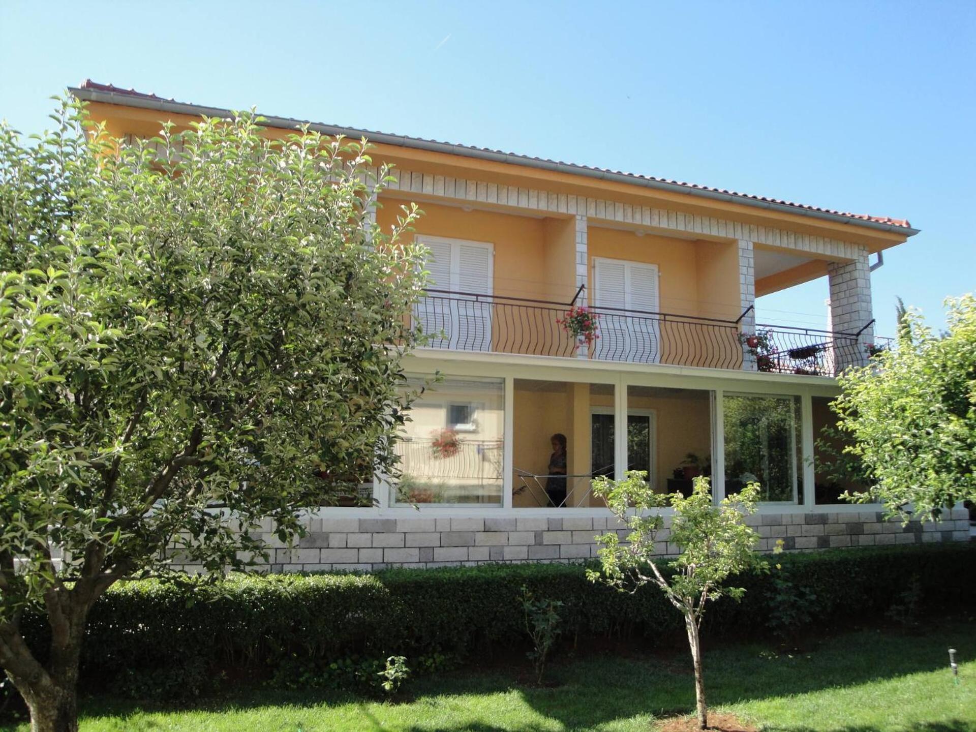 Apartments Nevenka K. Čižići 외부 사진