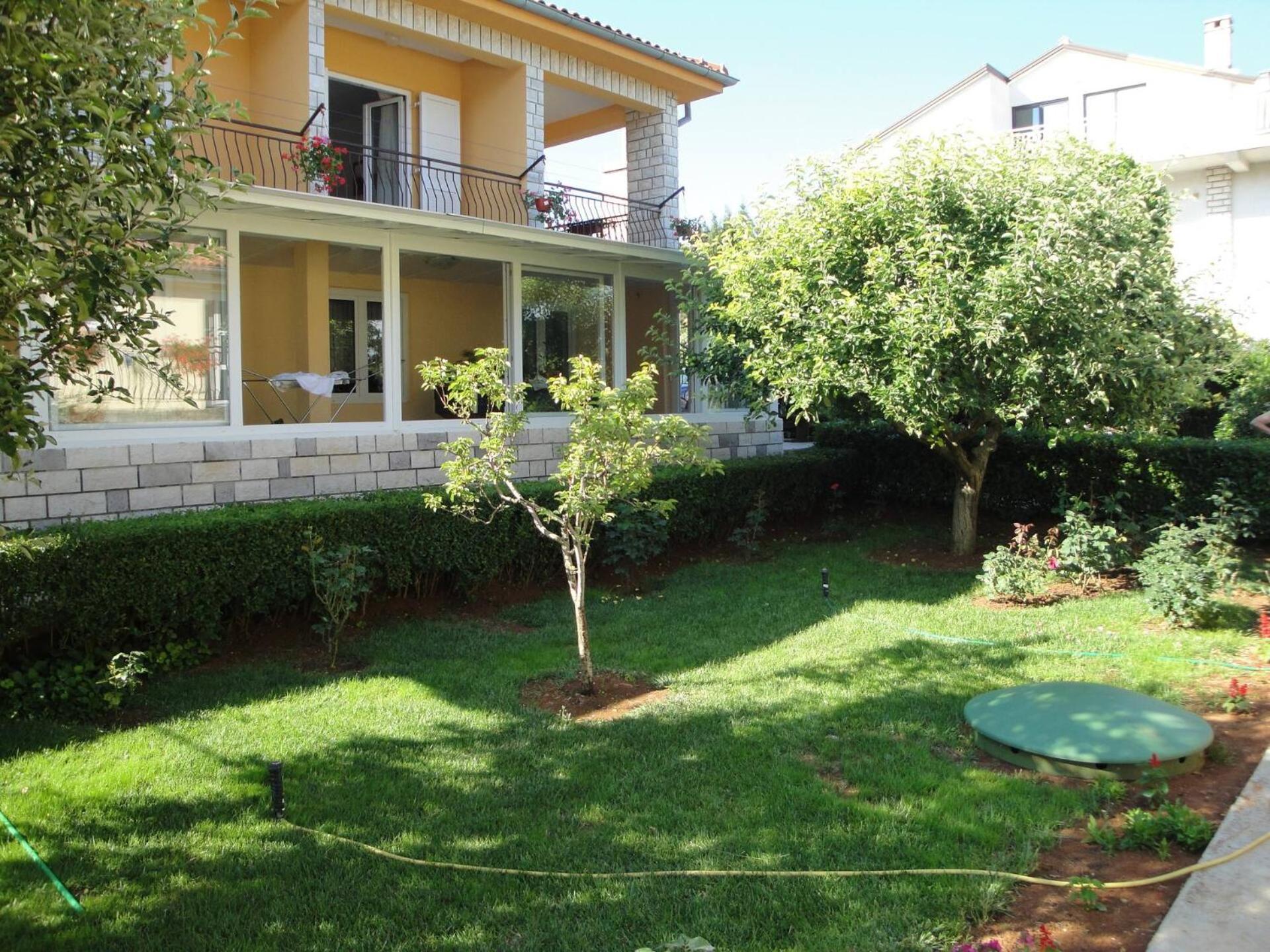Apartments Nevenka K. Čižići 외부 사진
