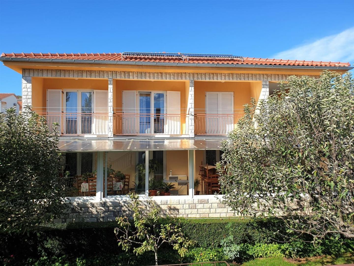 Apartments Nevenka K. Čižići 외부 사진